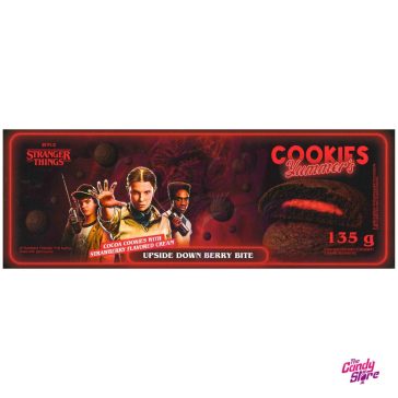   Yummer's Stranger Things kakaós keksz epertöltelékkel 135 g